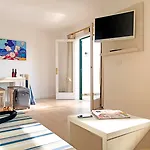 Cala Blanca Apartments