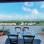 V. Lona: Beautiful Duplex With A Stunning Seaview