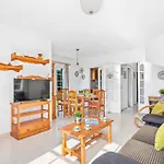 Villa Sunflower By Villa Plus