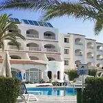 Apartmentos Globales Marina