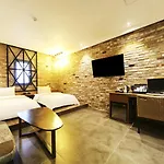 Masan Almond Hotel