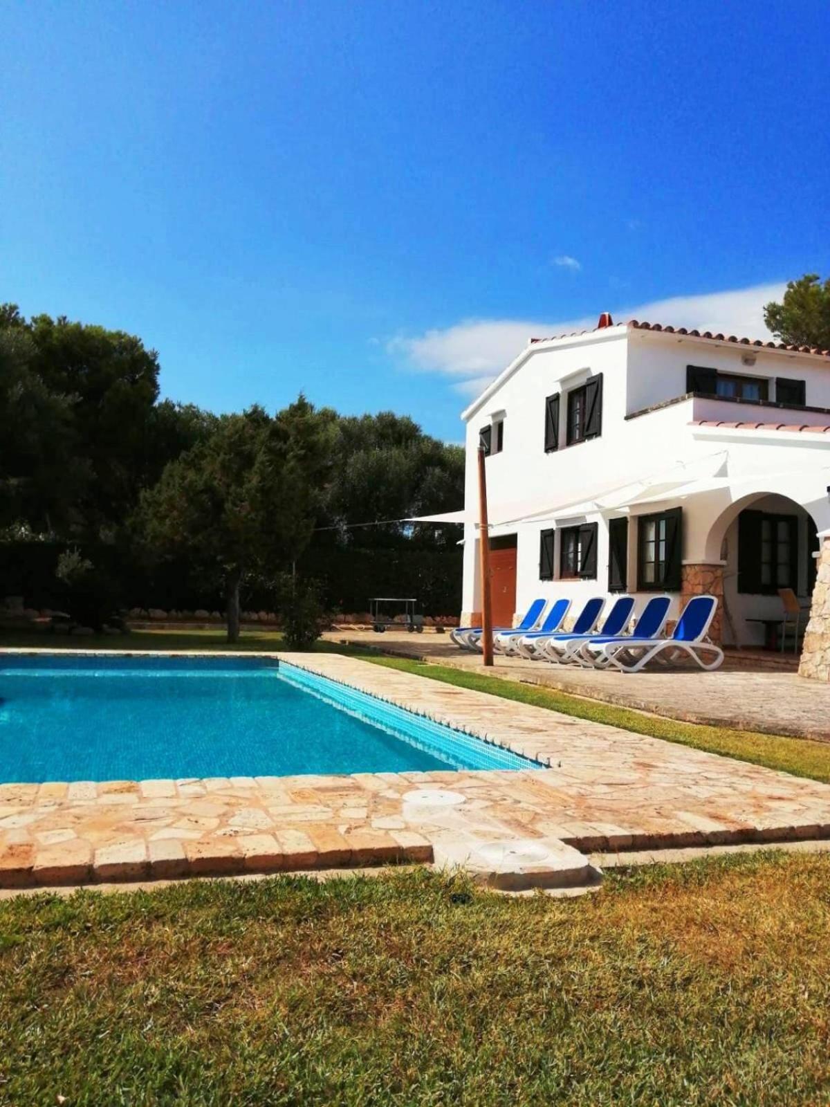Holiday home Privada Con Piscina Y Jardin A 200 Metros De La Playa