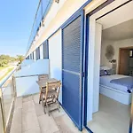 Apartamento Con Aire Acondicionado Y Gran Piscina