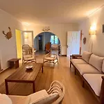 Chalet Familiar Con Piscina En Binixica
