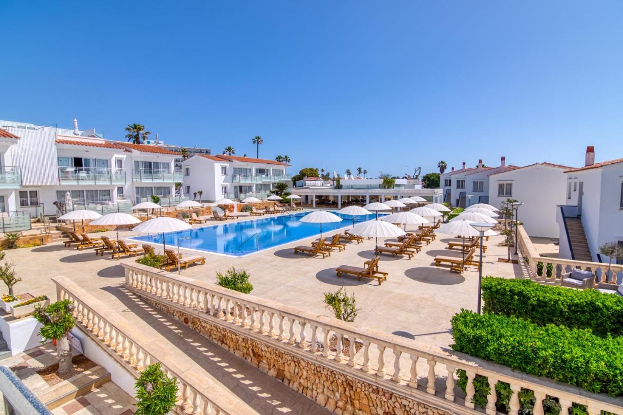 מלון דירות Naranjos Menorca 3*