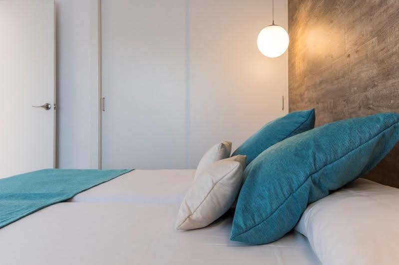 Apartamentos Es Canutells Otel 2*